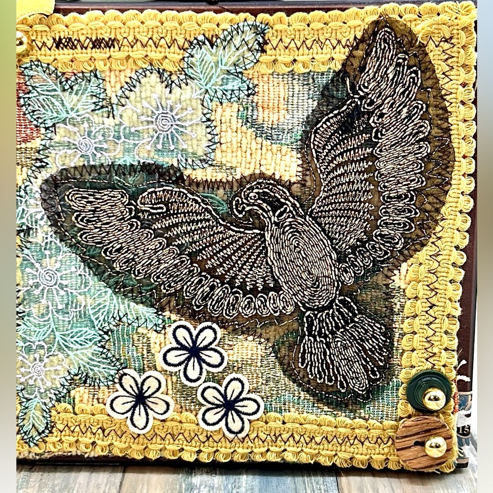 ⭐️Adorned Crown assemblage cigar box collage purse Psalm 91 - Picture 2 of 14
